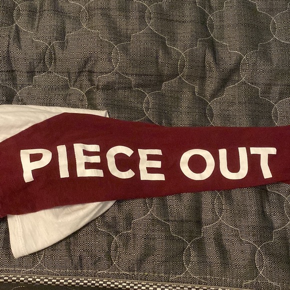 Girls Oshkosh B’gosh long sleeved shirt hood size 8 - Picture 3 of 4